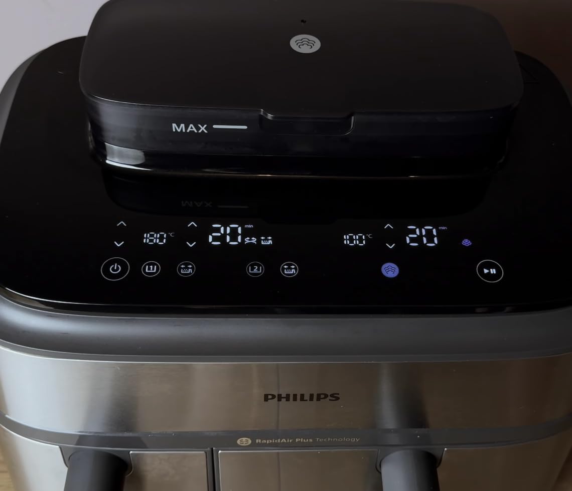  Philips steam air fryer na555