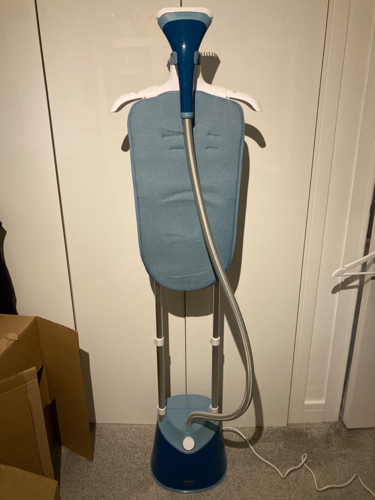  Philips garment steamer ste1040