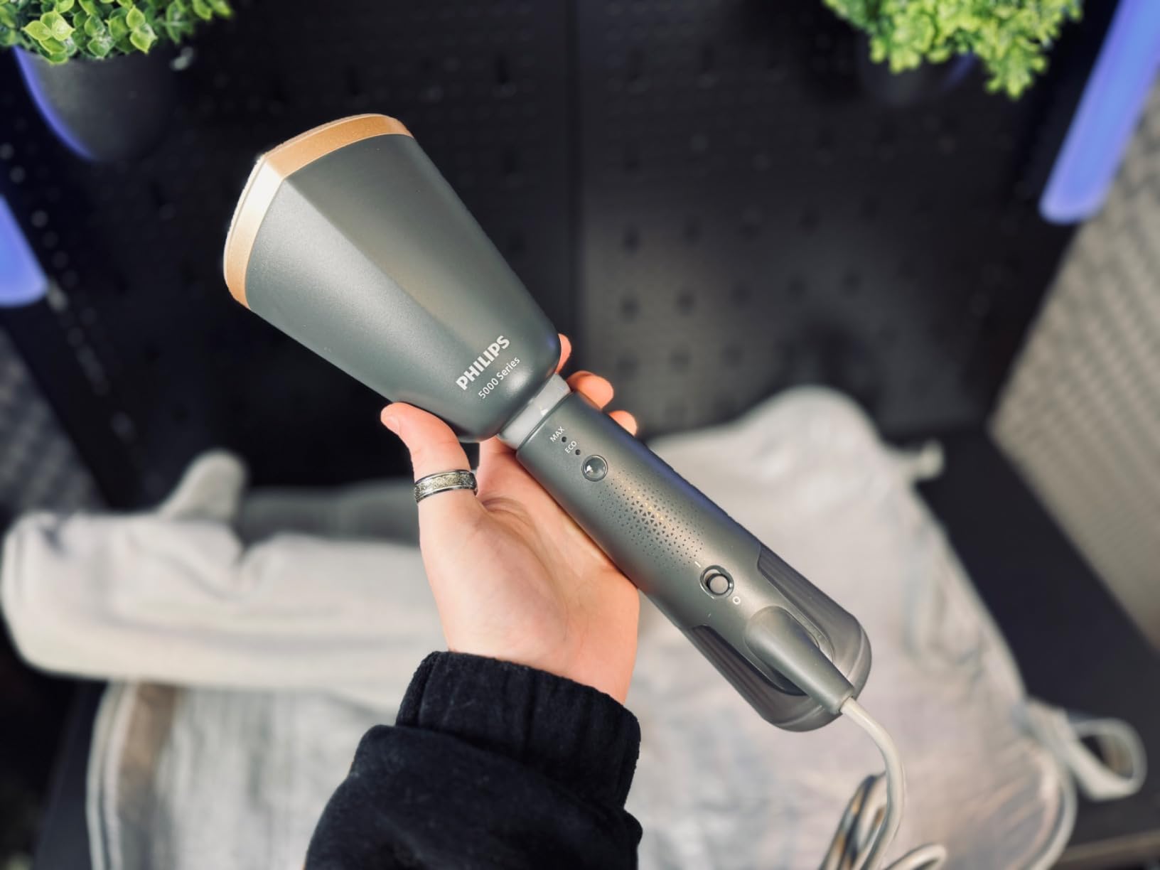  Philips handheld steamer sth5030