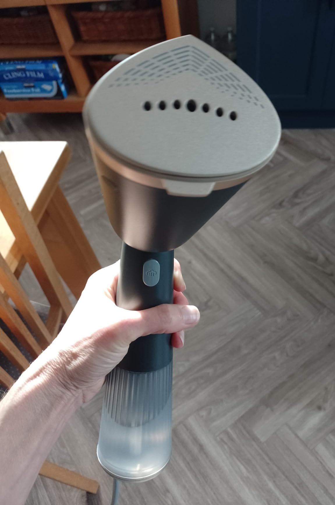  Philips handheld steamer sth5030