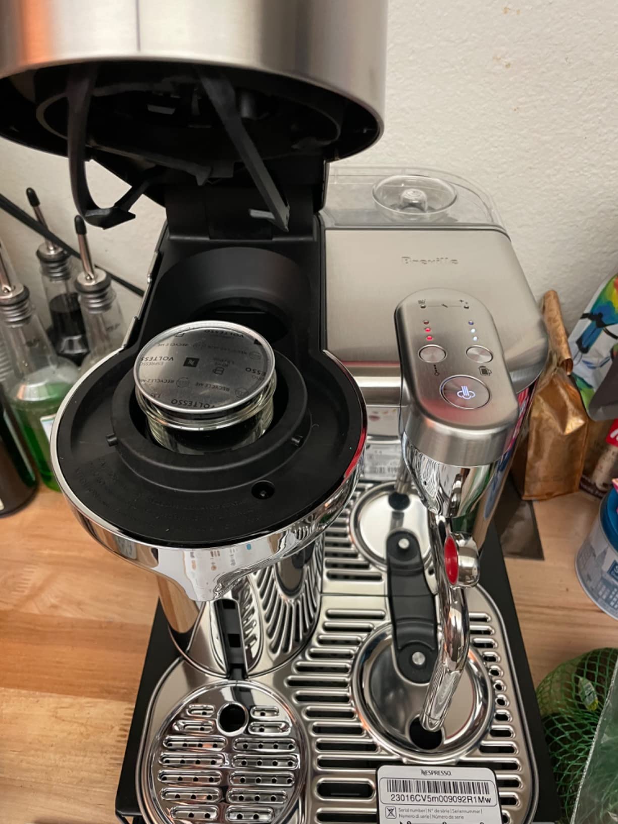  Nespresso breville vertuo creatista