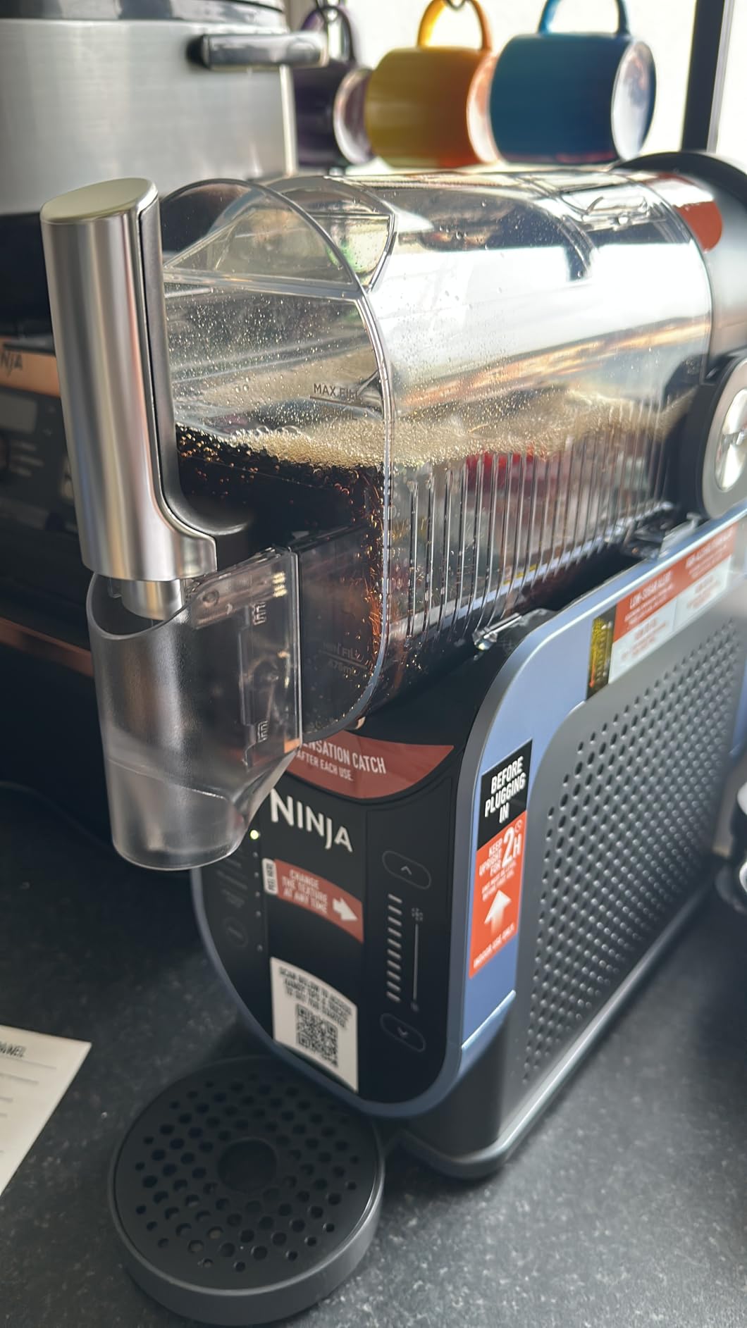  Ninja slushi fs301 frozen drinks maker