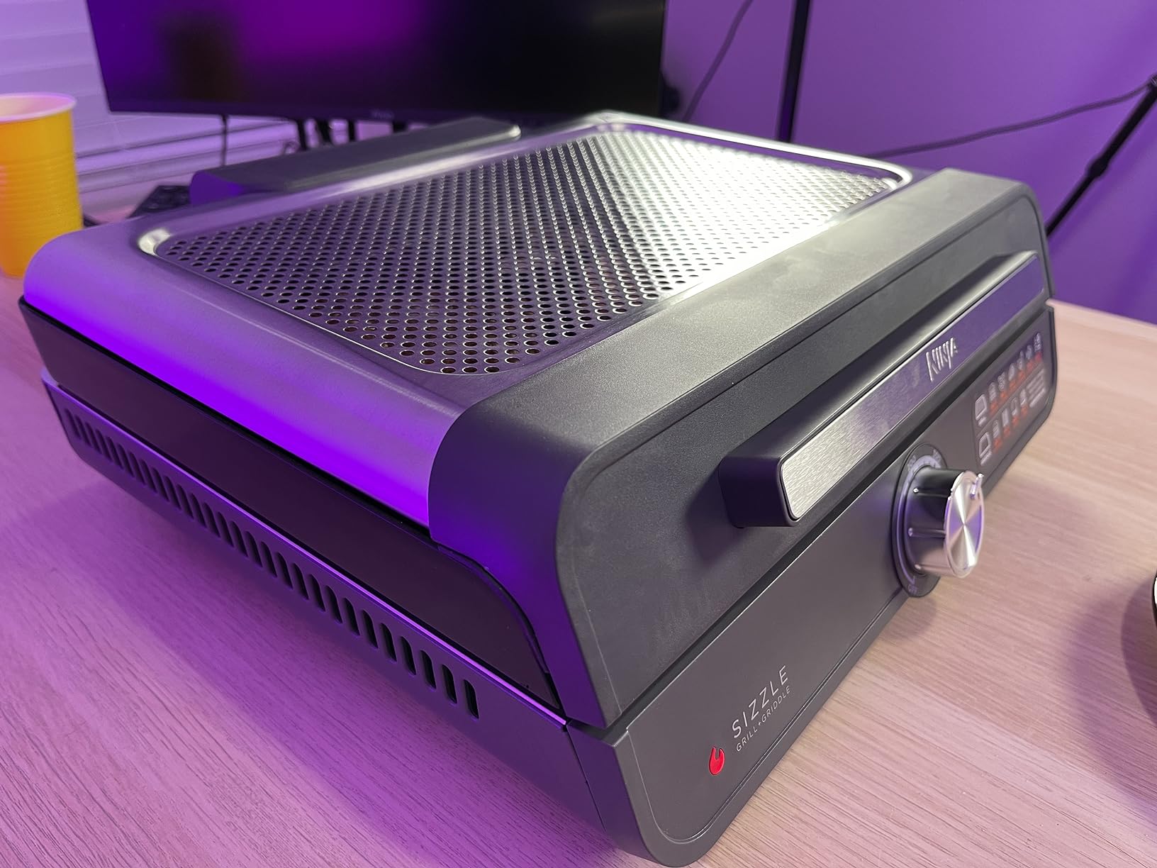  Ninja sizzle indoor grill and griddle gr101