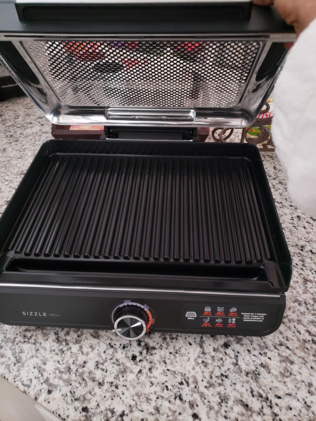  Ninja sizzle indoor grill and griddle gr101