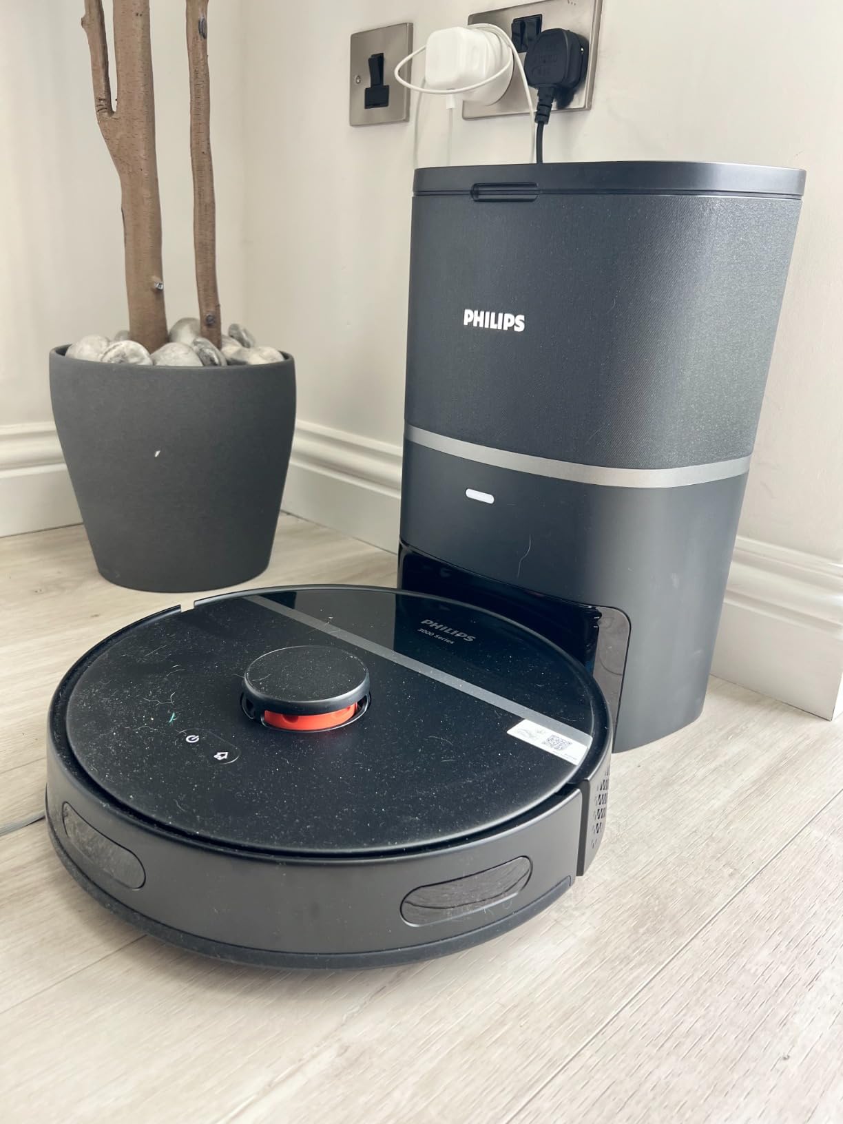  Philips xu3100 robot vacuum