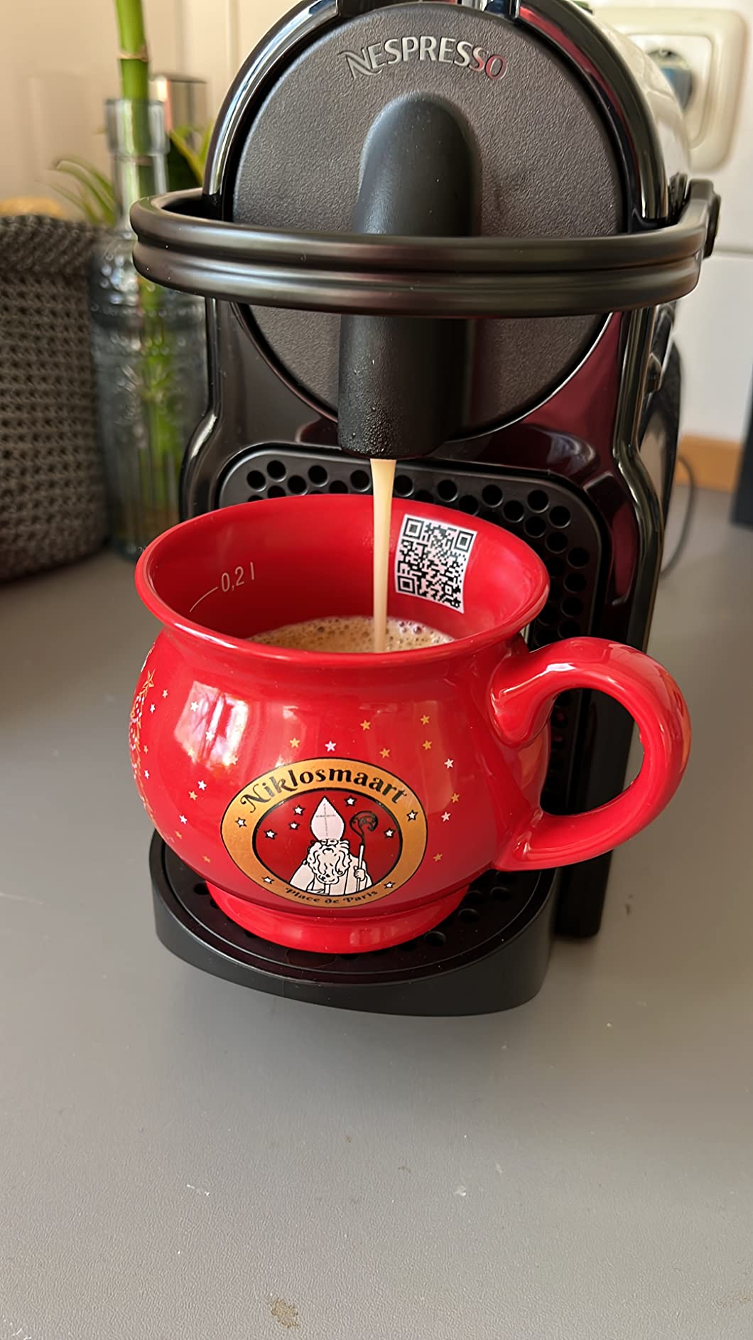  Delonghi inissia bn80 Nespressoقهوه ساز کپسولی اینیسیا دلونگی