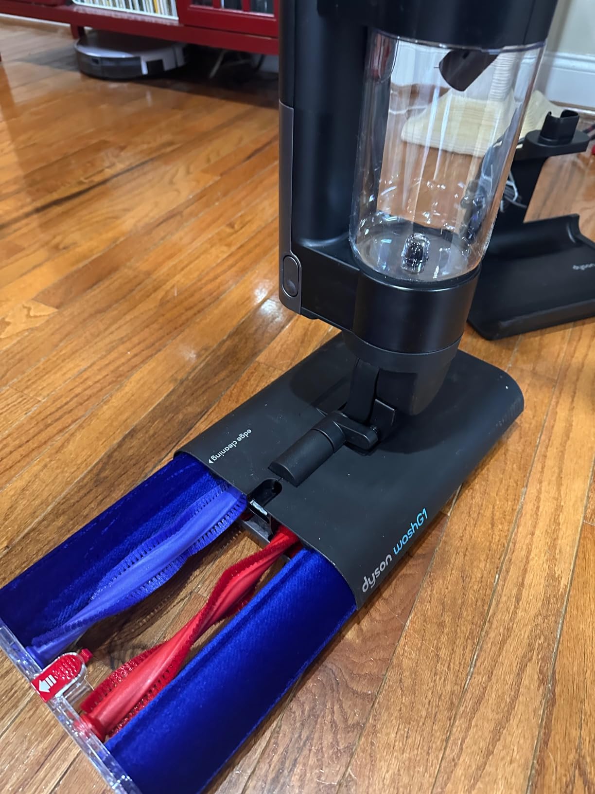  Dyson wash G1 cordless wet vacuum cleaner