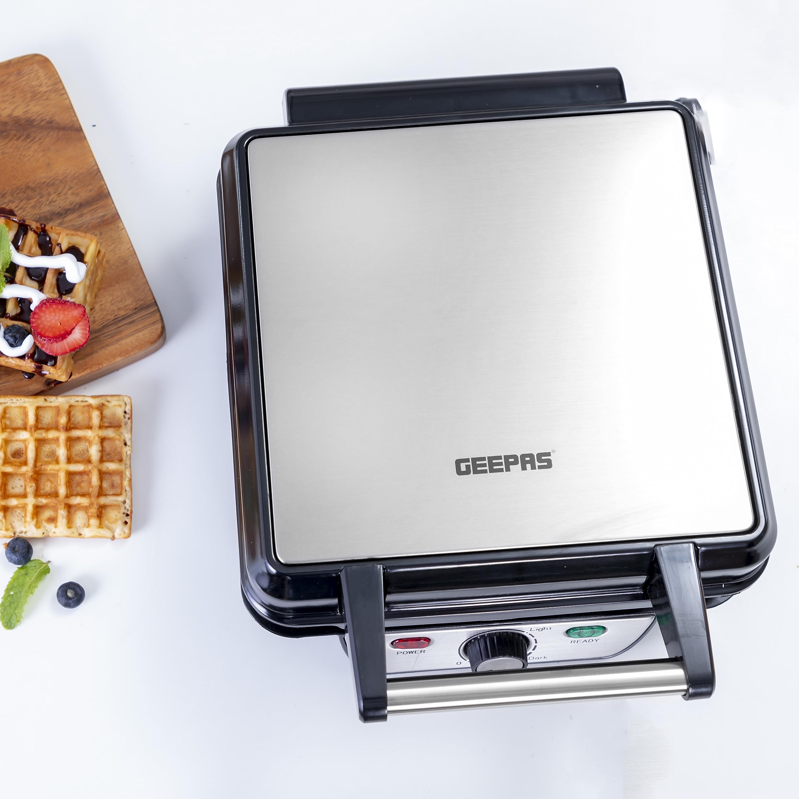  Geepas waffle maker 5417