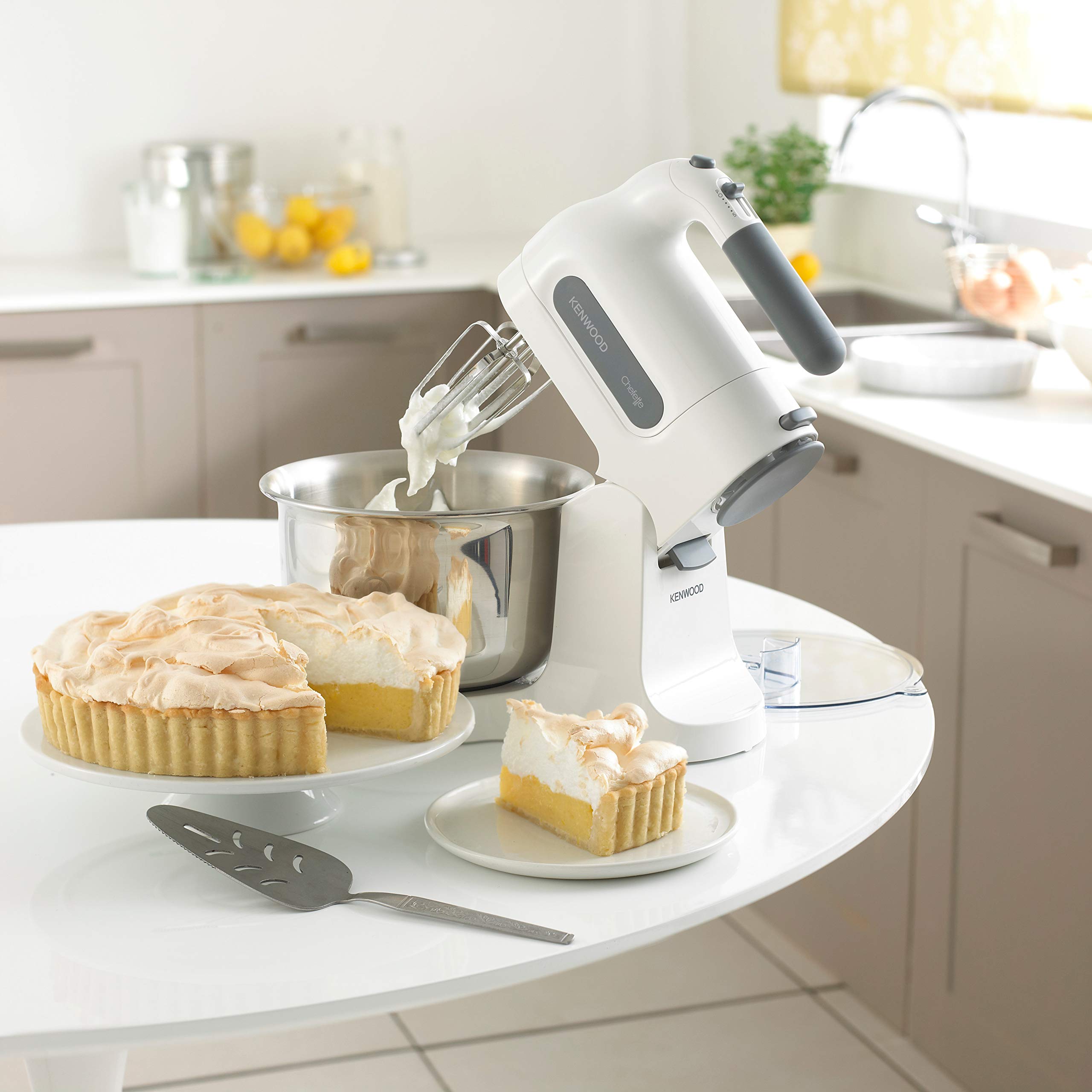  Kenwood hand mixer 680