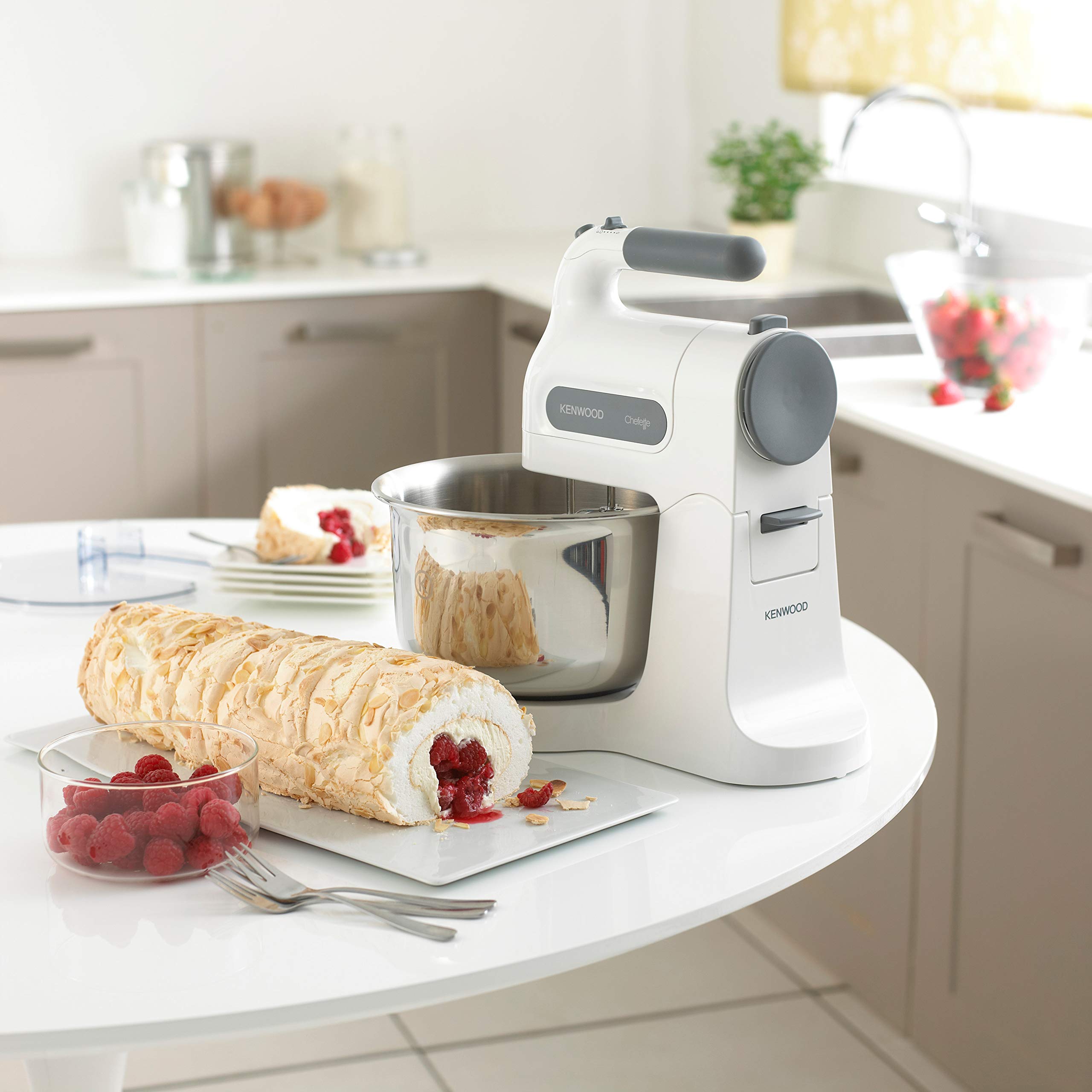  Kenwood hand mixer 680