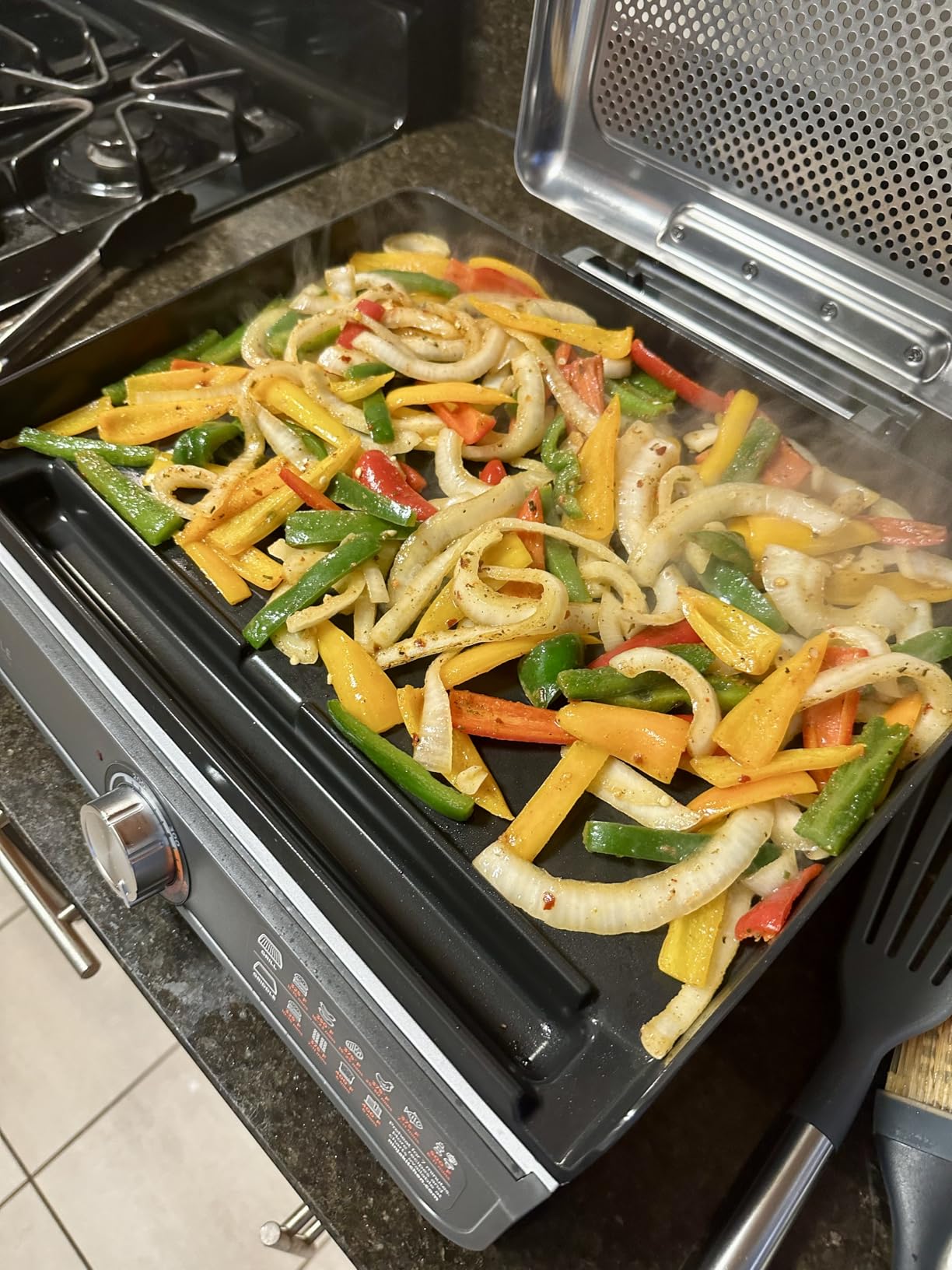  Ninja sizzle griddle and indoor grill gr101