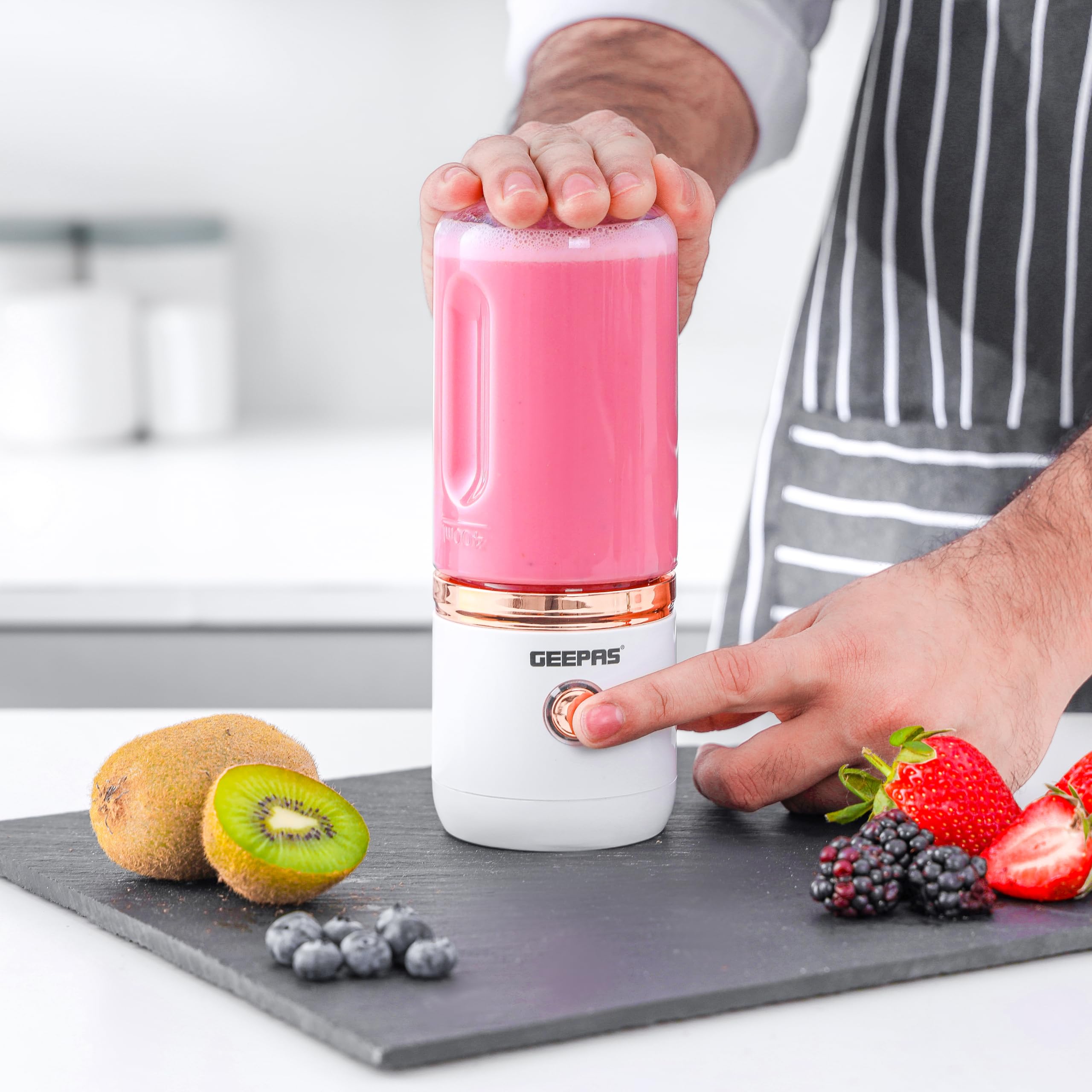  Geepas portable blender GSb44058