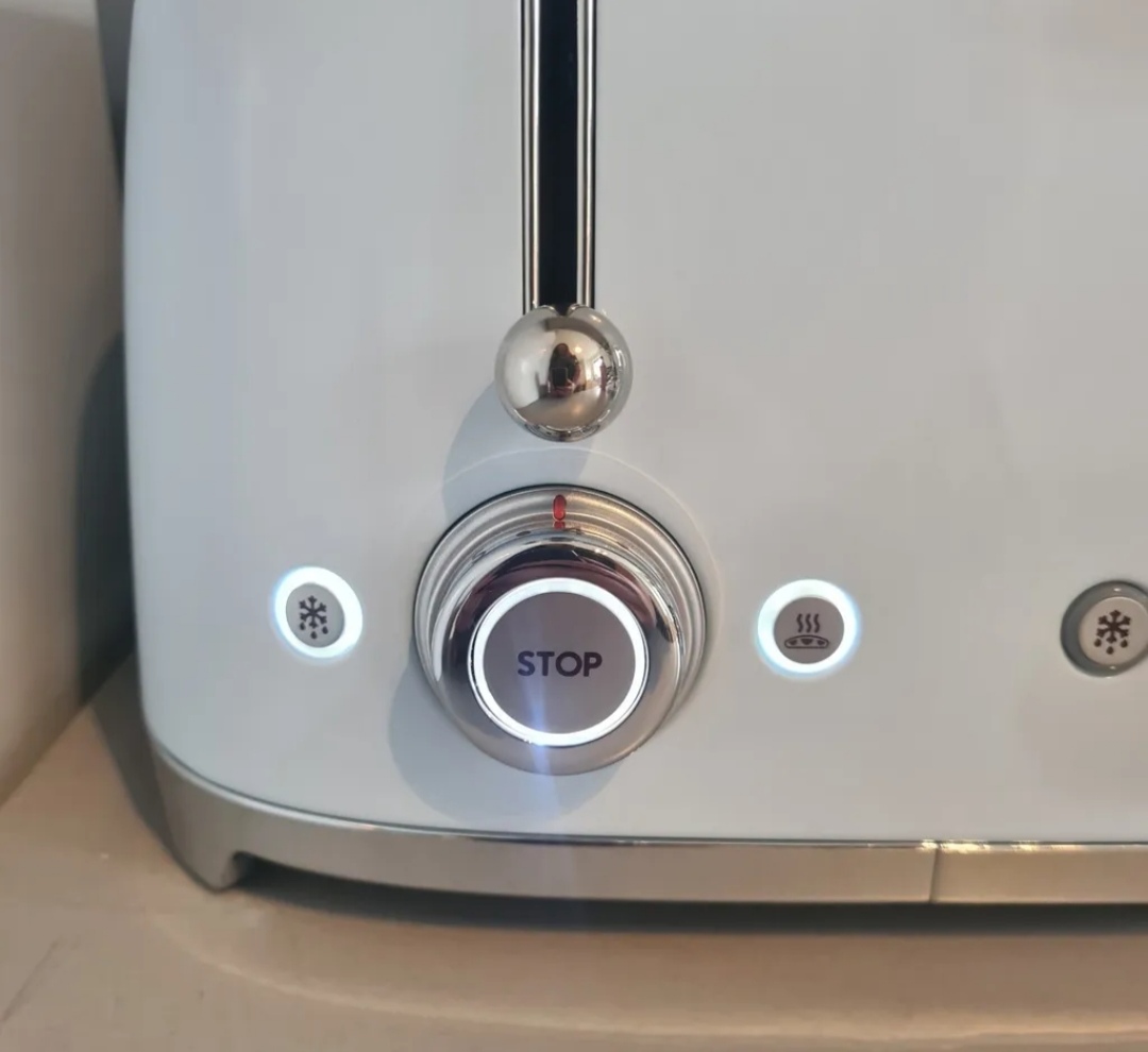  Smeg toaster 4slice tsf03