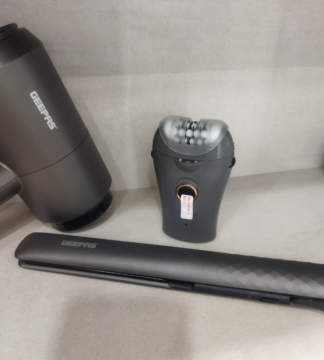  Geepas ghf86068 set hair dryer epilator and hair straightener