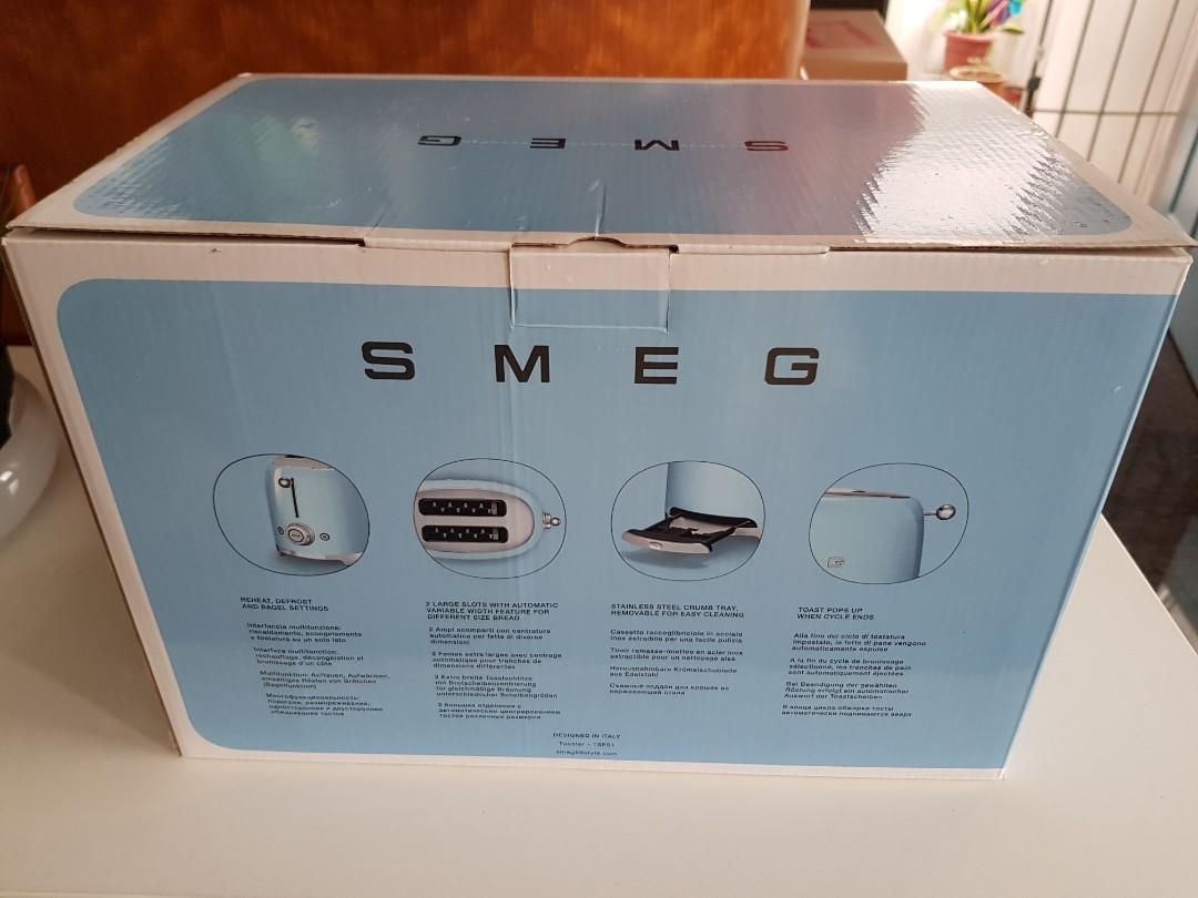  Smeg tsf01 toaster